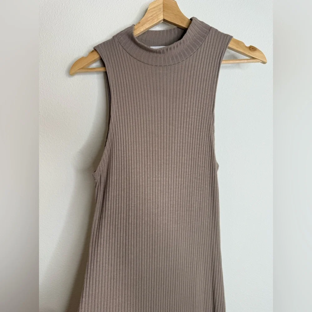 Beyond Yoga Well Traveled Taupe Rib Knit Athleisure Midi Dress Sz Small - Picture 8 of 16